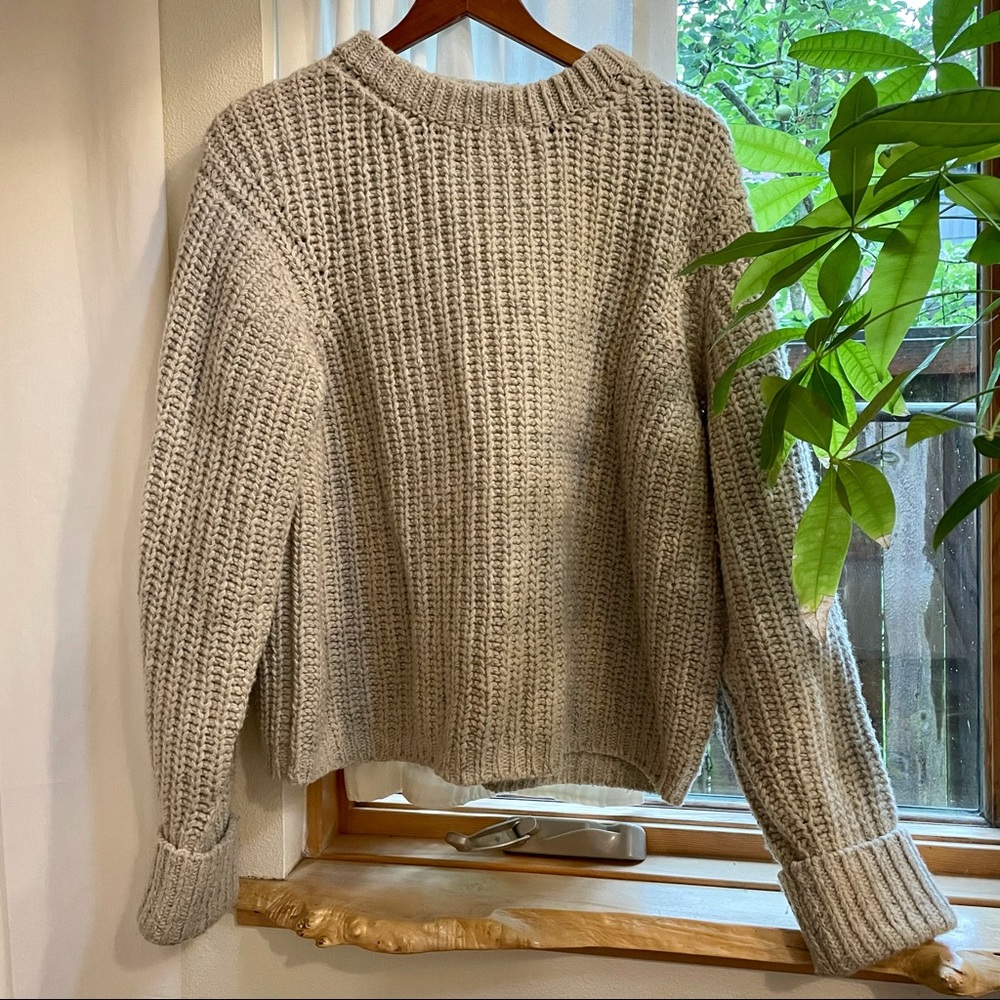 SOLD James Street Co Chunky Lowe Pullover